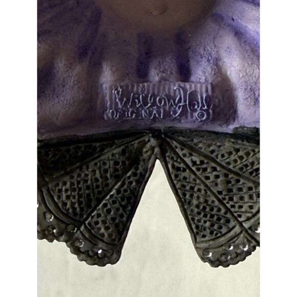 Willow Hall Vintage Purple Passion Hat and stand Circa 1881, 85-02 - Picture 5 of 16